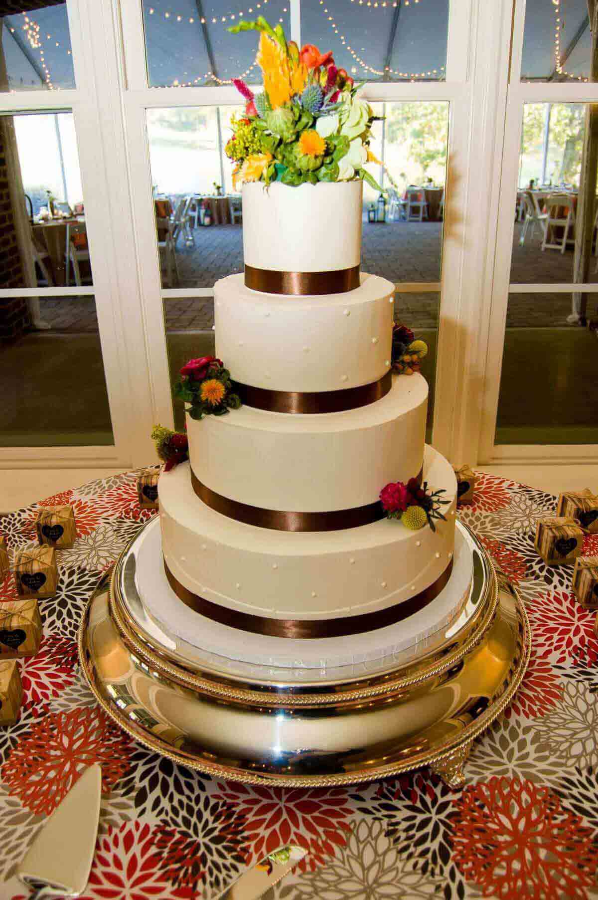 cary wedding catering ideas for cakes