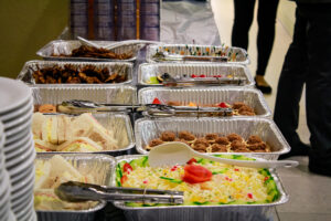 what is drop off catering? follow this complete guide for drop off catering services